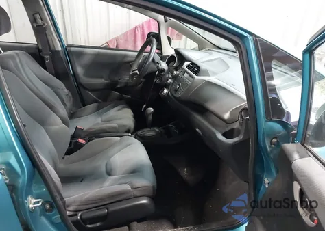 2013 Honda Fit from USA, damaged, VIN JHMGE8H38DC023056